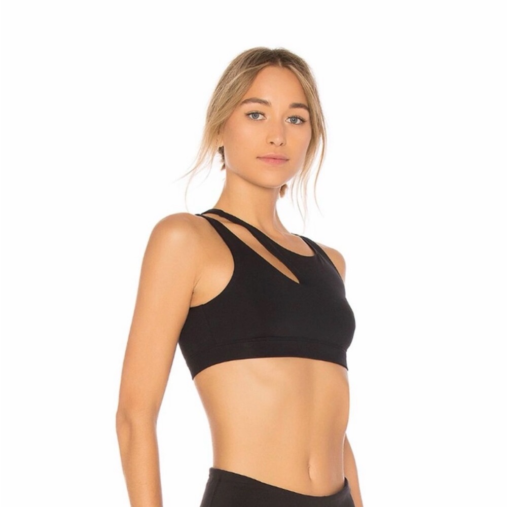 ALO Yoga Peak Sports Bra